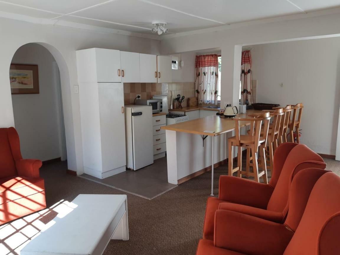 The Hogsback Inn Екстериор снимка